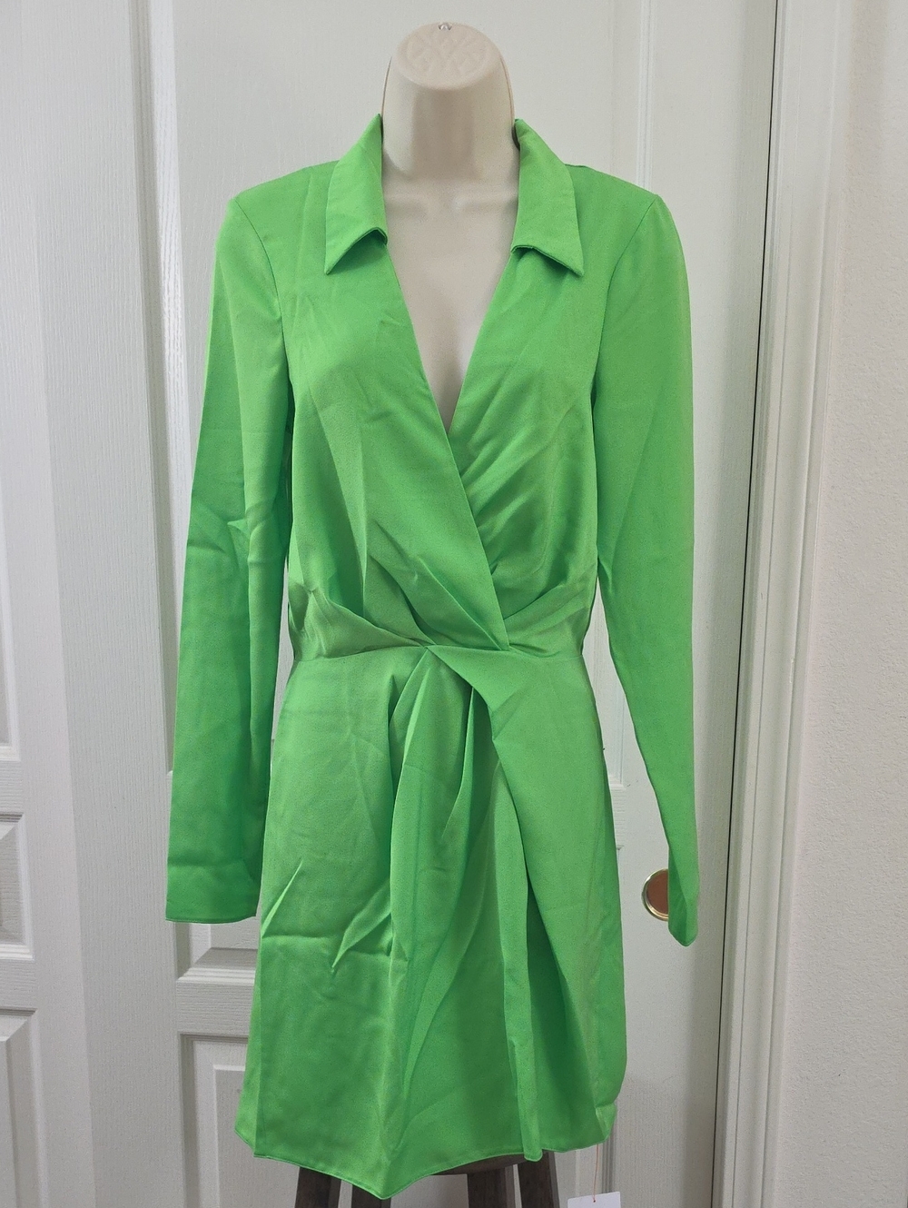 ASOS DESIGN | Lime Green Collared Vneck Twist-Front Mini Shirt Dress Size 4 Tall